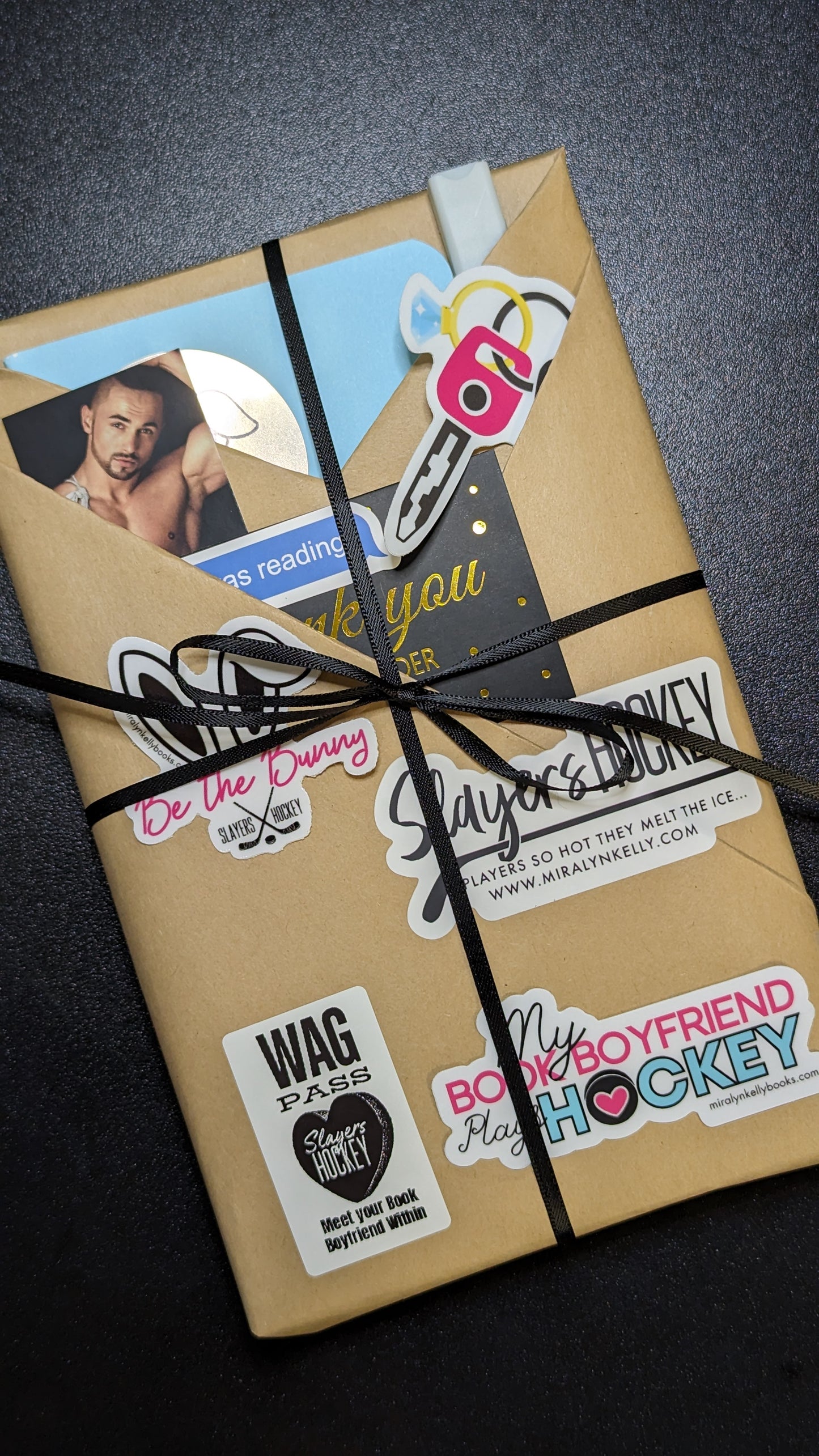 Blind Date With A Hockey Hunk - Signed Paperback